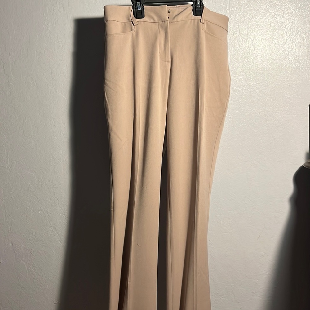 Fashion famous pants very stretchy!!